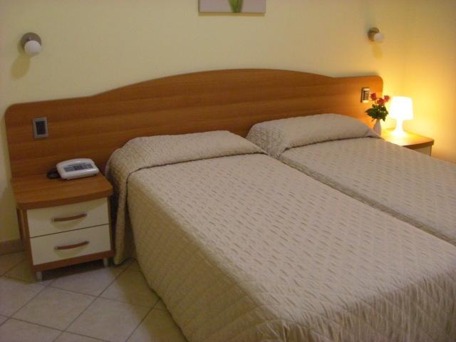 Hotel Ristorante Sbranetta Rozzano Room photo
