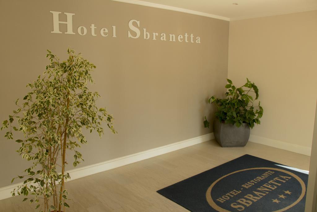 Hotel Ristorante Sbranetta Rozzano Exterior photo